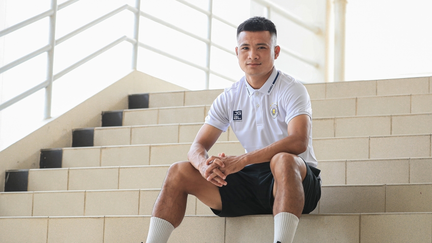 Chuyển nhượng V-League 2025/2026: Thêm một cầu thủ rời Hà Nội FC